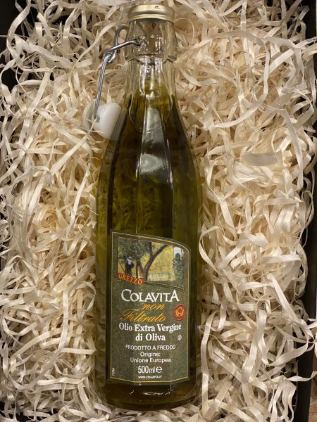 Colavita. Oliwa z oliwek extra virgin niefiltrowana