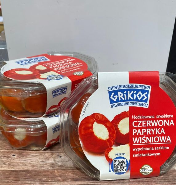 Czerwona papryka wiśniowa z serem